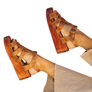 Bed Stu Fabiola Wooden Wedge Platform Sandal‎ Leather in Tan Rustic Size 6